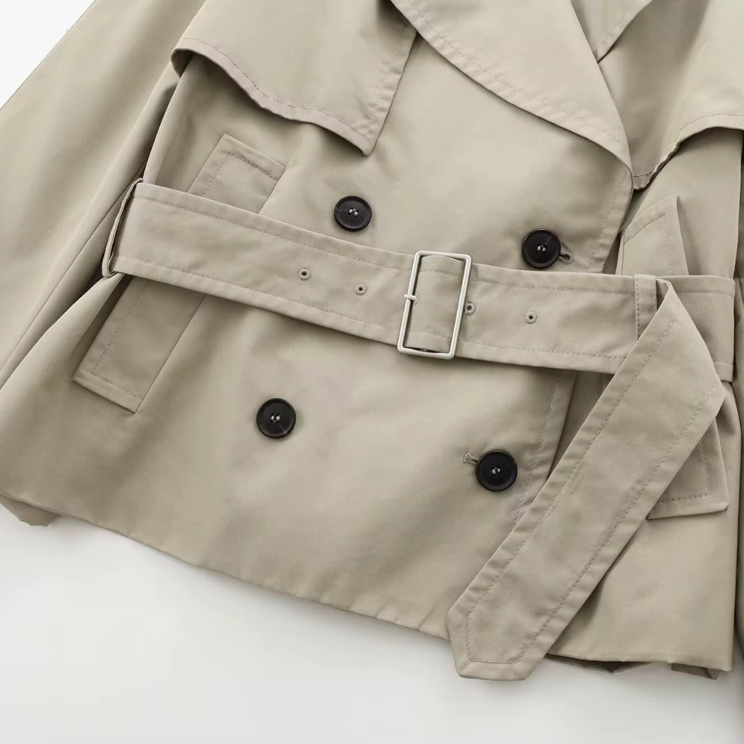 Doppelreihiger Trenchcoat