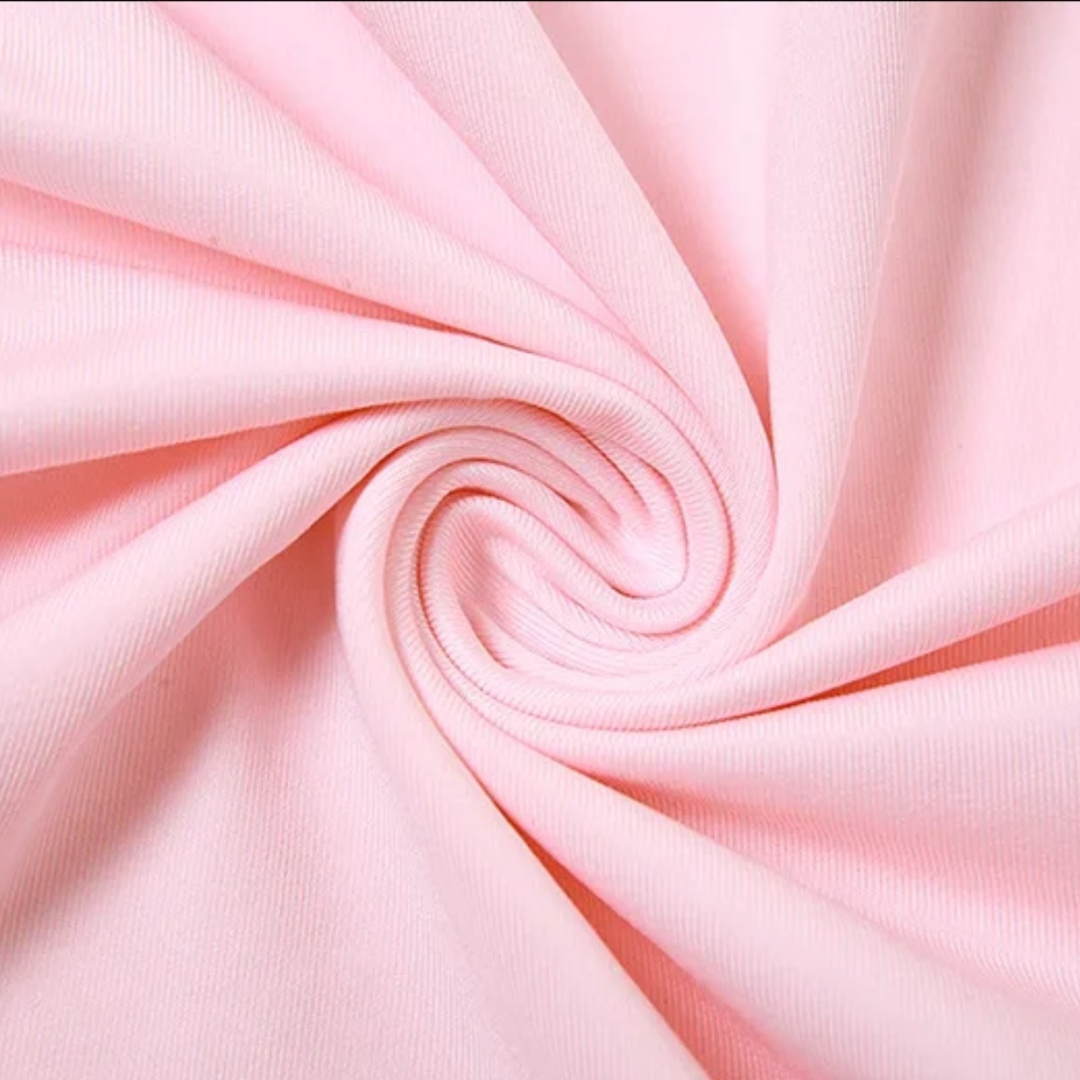 Rosa Delight“ – Off-Shoulder Langarmkleid