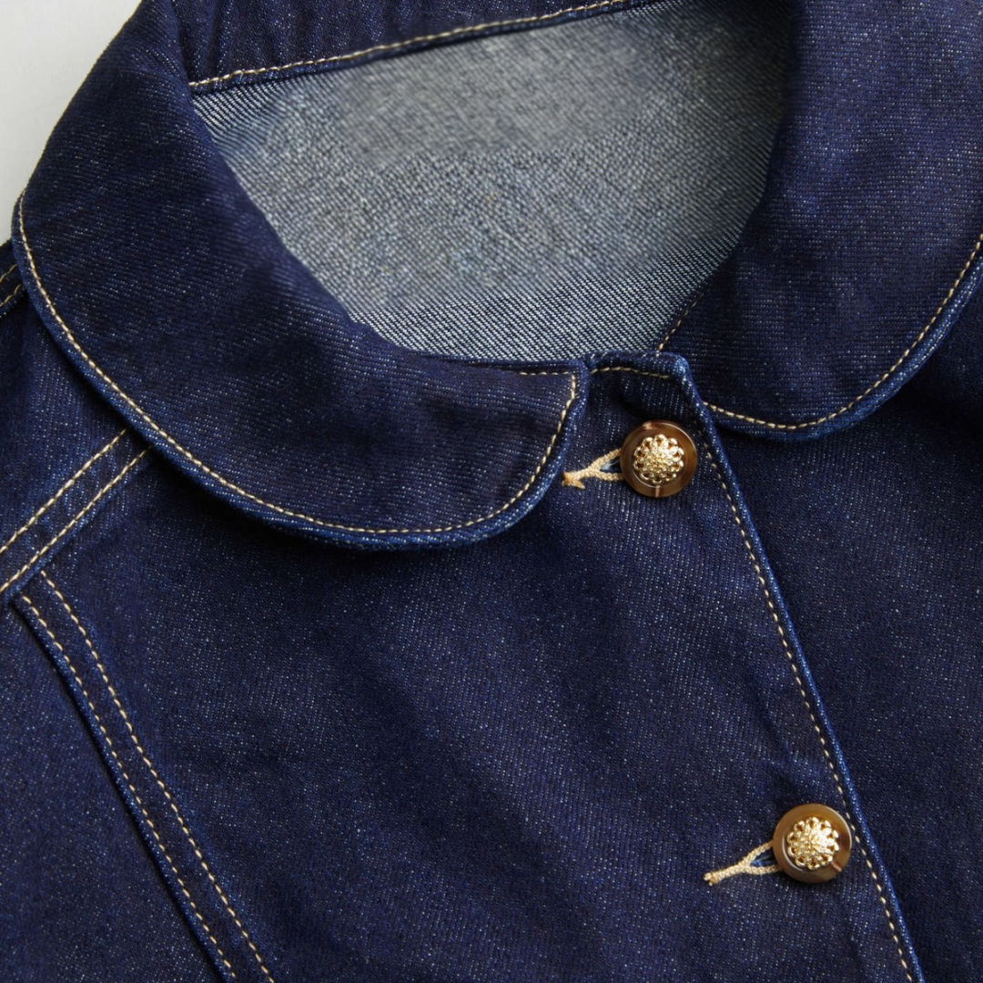 EcoStyle Dunkelblaue Jeansjacke mit Knopfdetail"