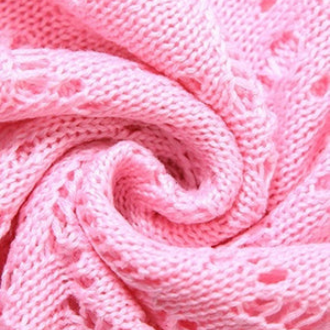 Rosé Breeze – Zweiteiliges Häkel-Outfit
